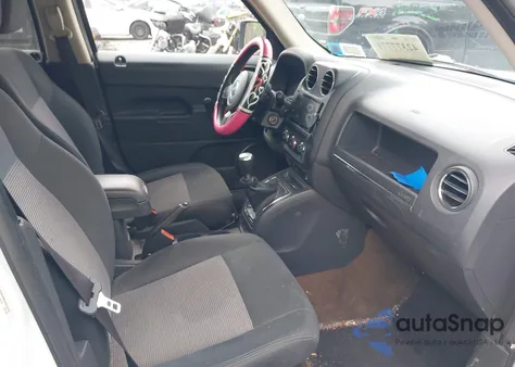 2014 Jeep Patriot Sport z USA, uszkodzony, nr VIN 1C4NJRBB4ED513192